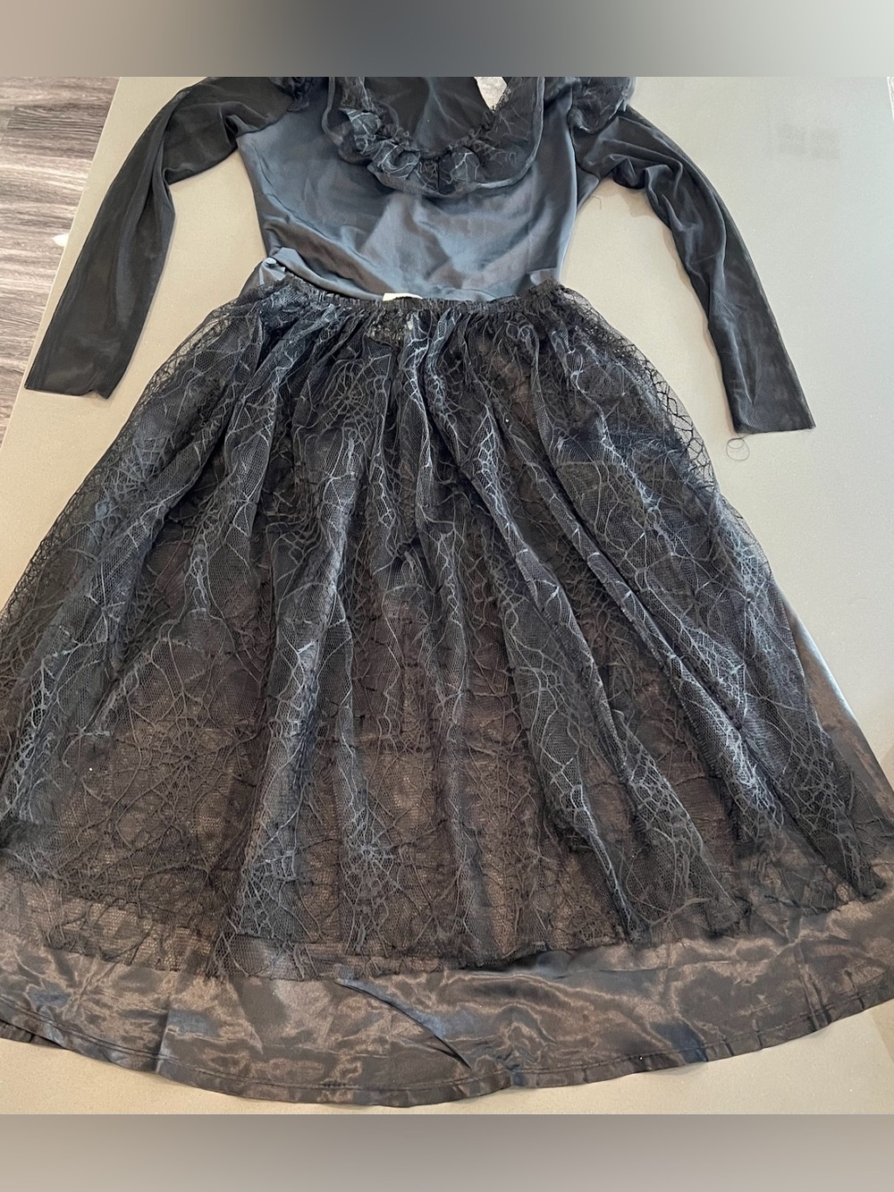 California Costumes Womens Small Dress Veil Dark Dreadful Bride Macabre Horror - Picture 9 of 10